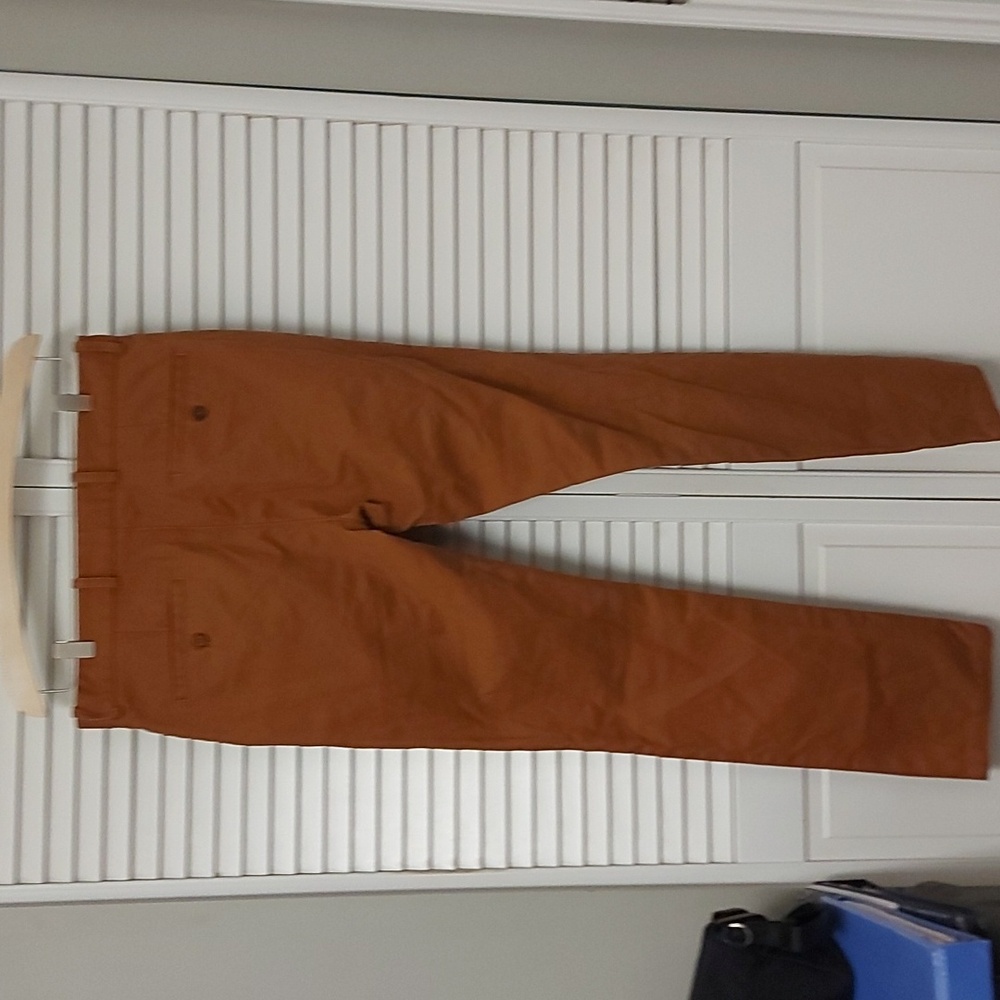 Illustrated Example Chino's - Picture 5 of 7